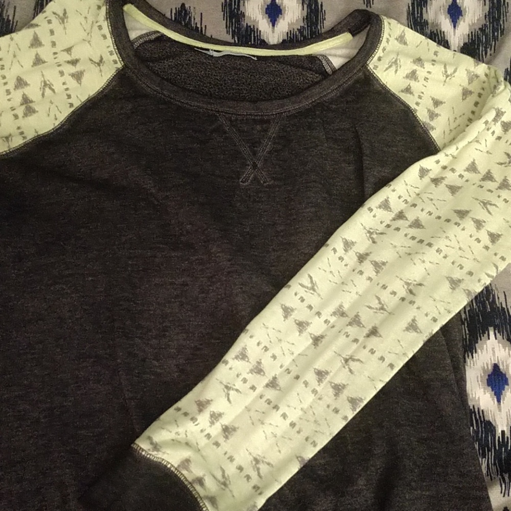 Long sleeve top